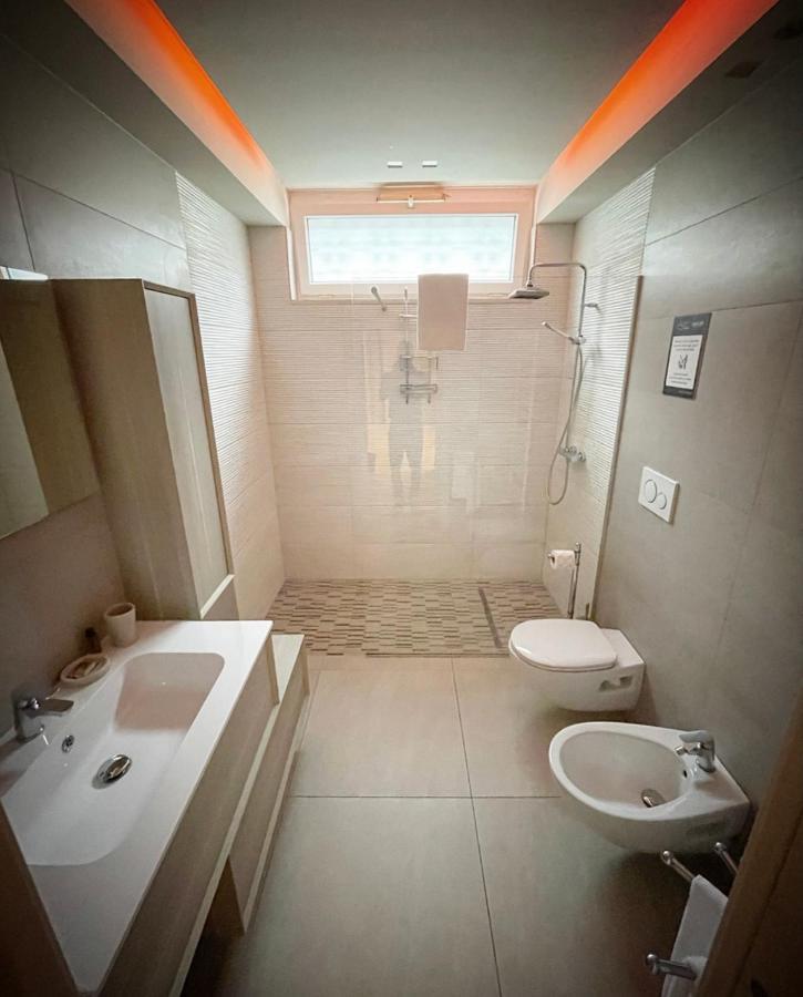 Apartment Suite169 In