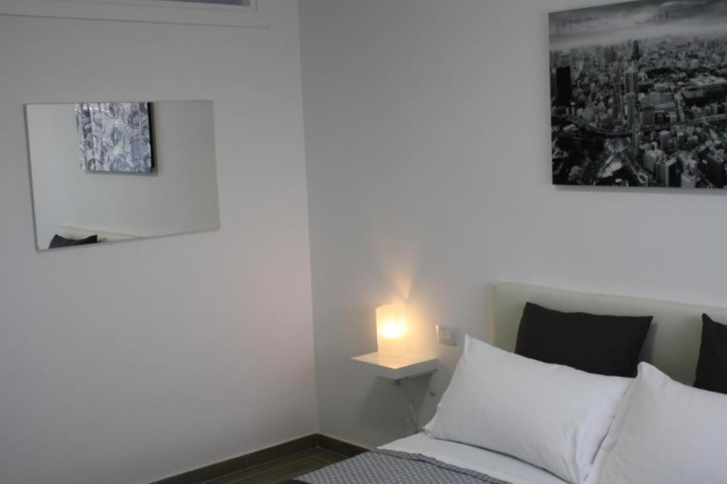 Bed & Breakfast Airport - Palese 2 *
