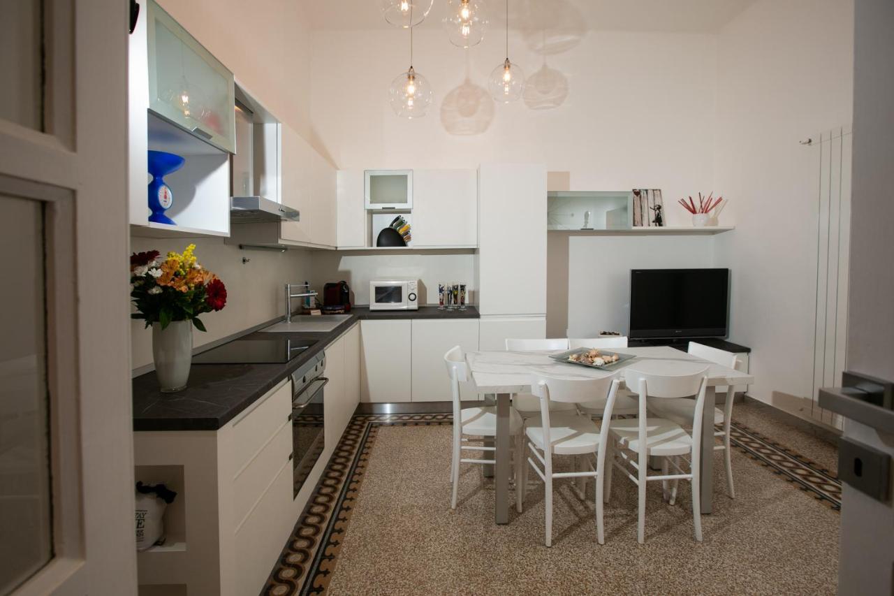 Apartment Abate Luxury Interno 3 *