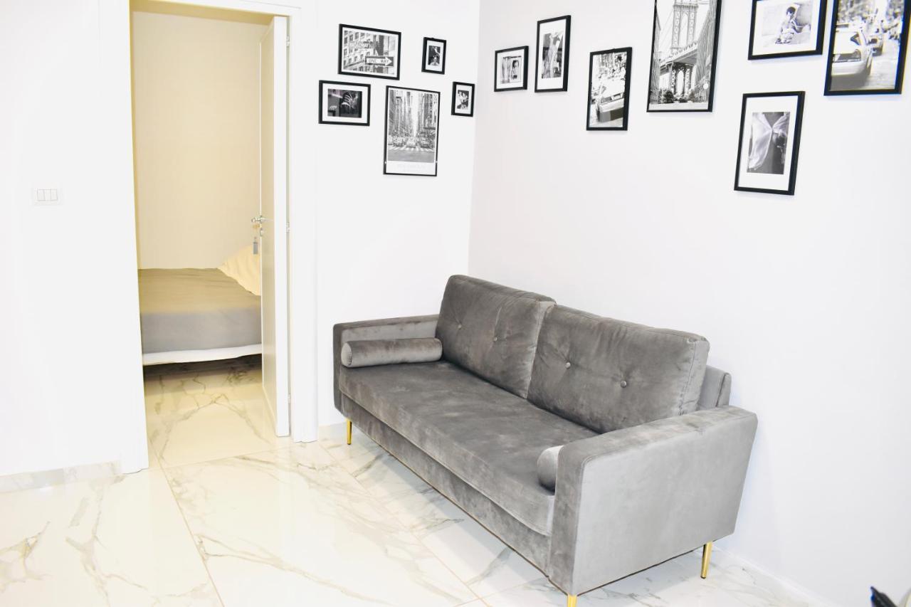 Apartment Chic House