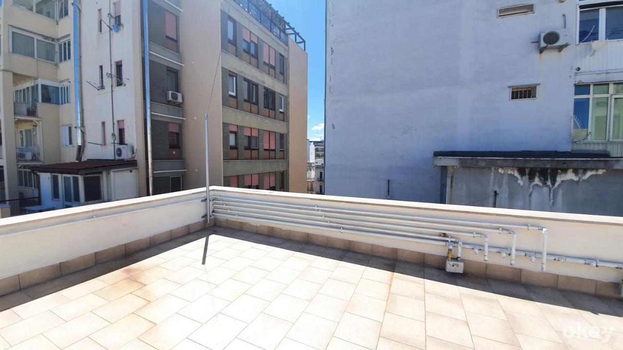 Apartment La Terrazza Tra I Tetti Studio - Centro