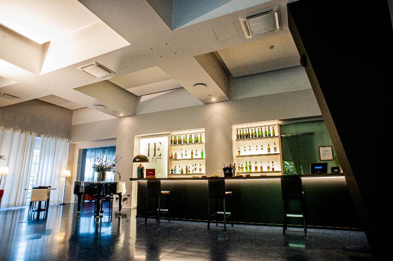 Excelsior Hotel 4*