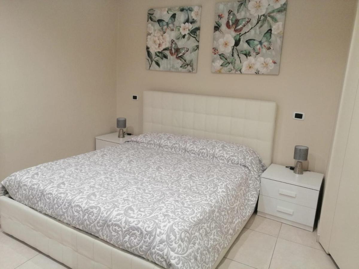 Attico Con Terrazza A Apartment Bari