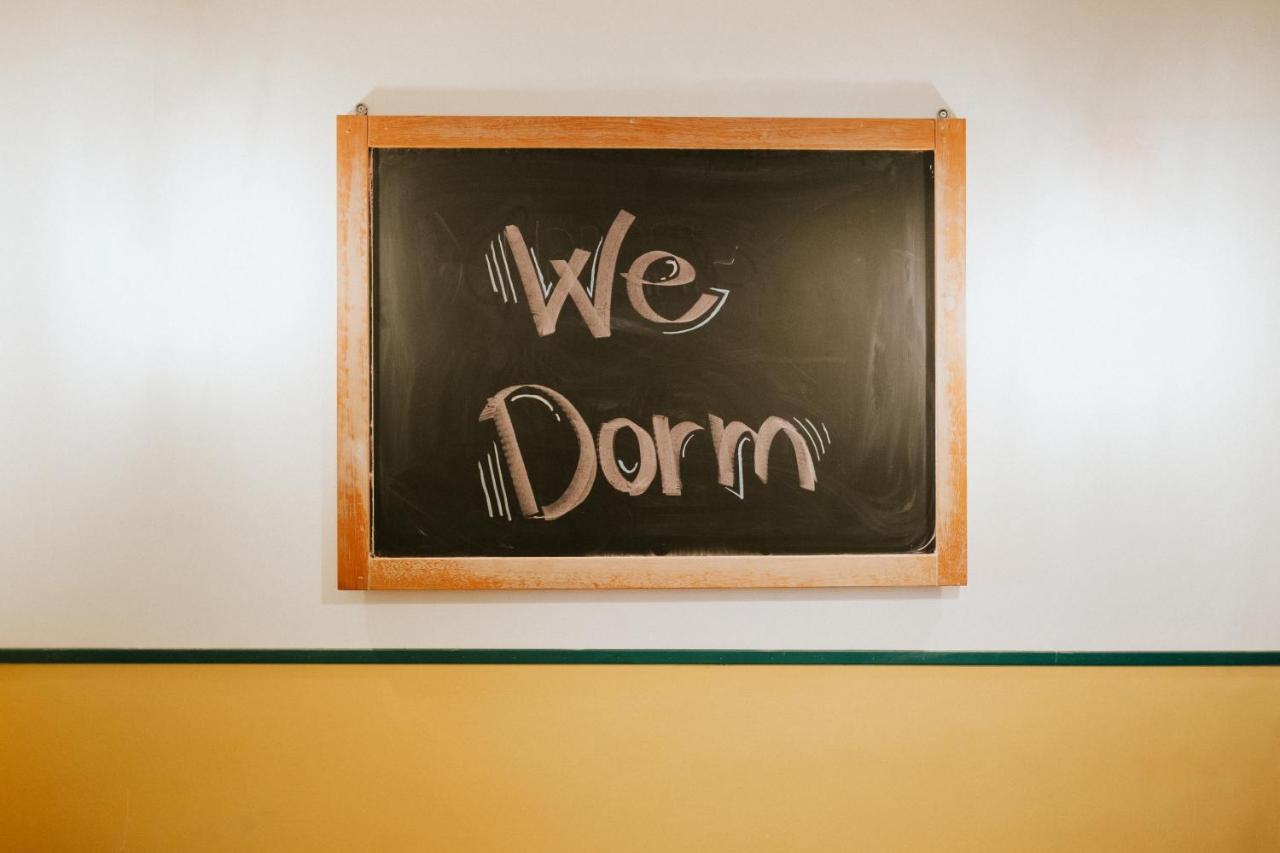 Habari We Dorm * Bari