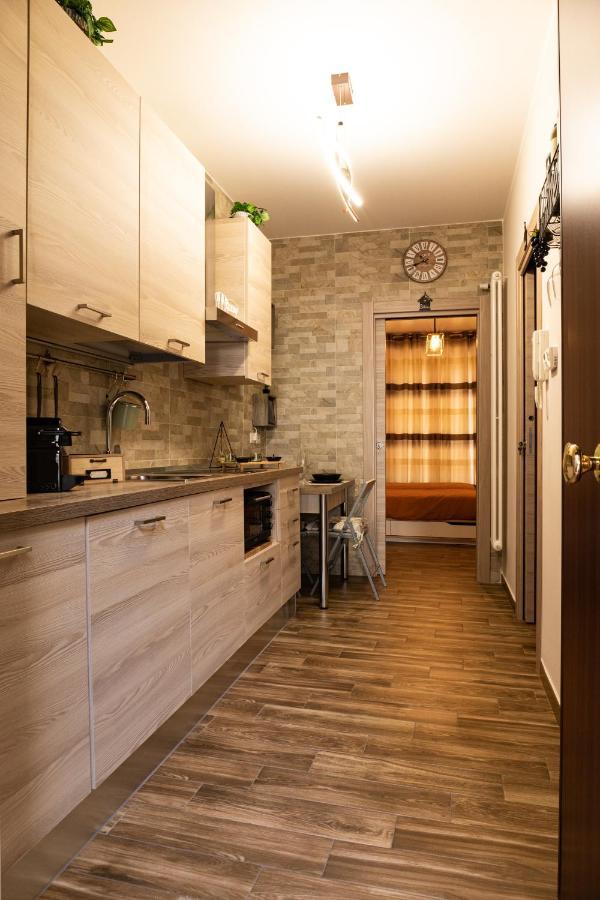 Tizzy Apartment&rooms * Bari