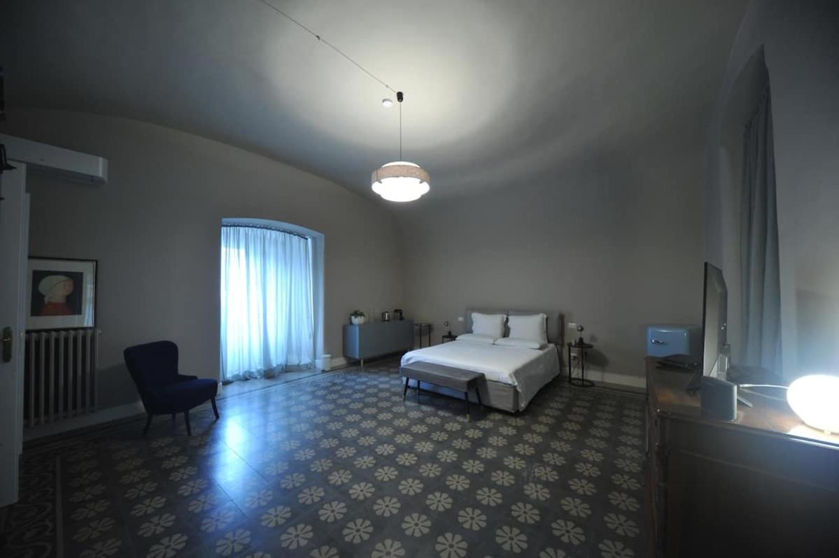 Palazzo Ietri Corso Vittorio Emanuele *
