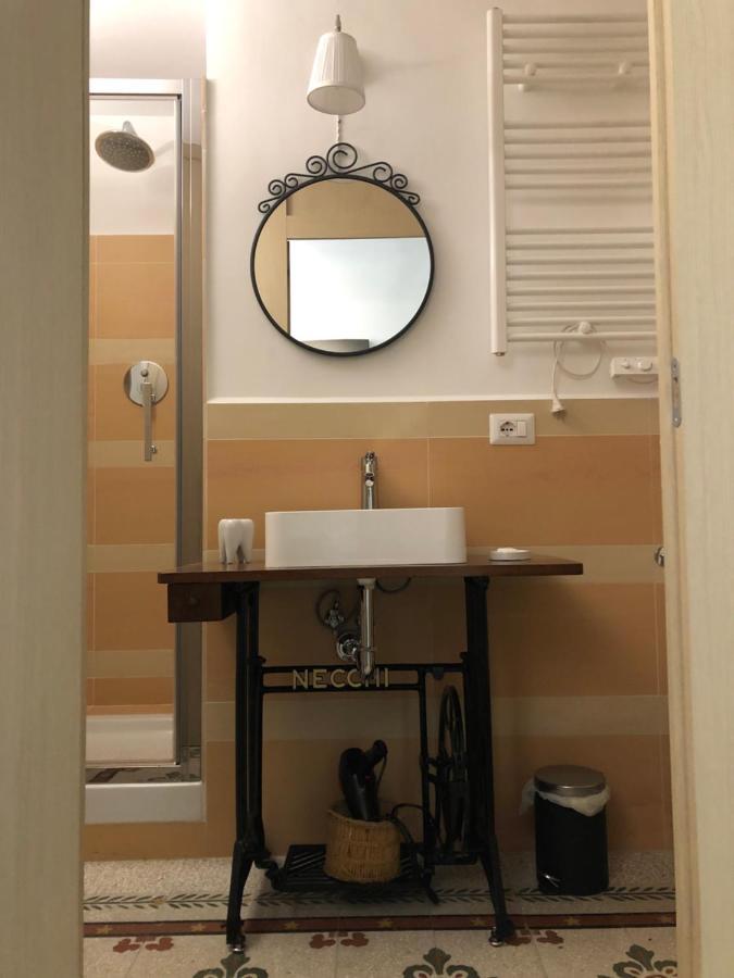 Vintage Apartment *