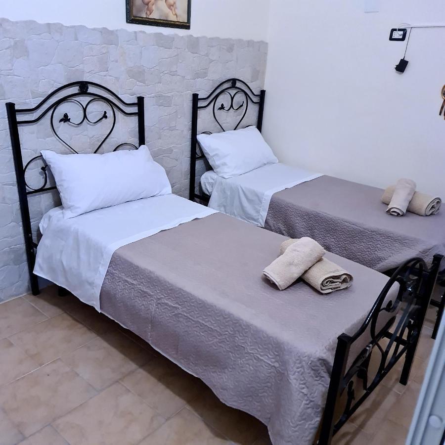 Acomodação com café da manhã  La Casa Del Sole Bari