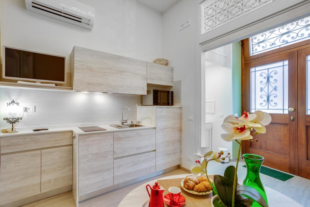Madame Bari' In The Heart Of Apartment Bari