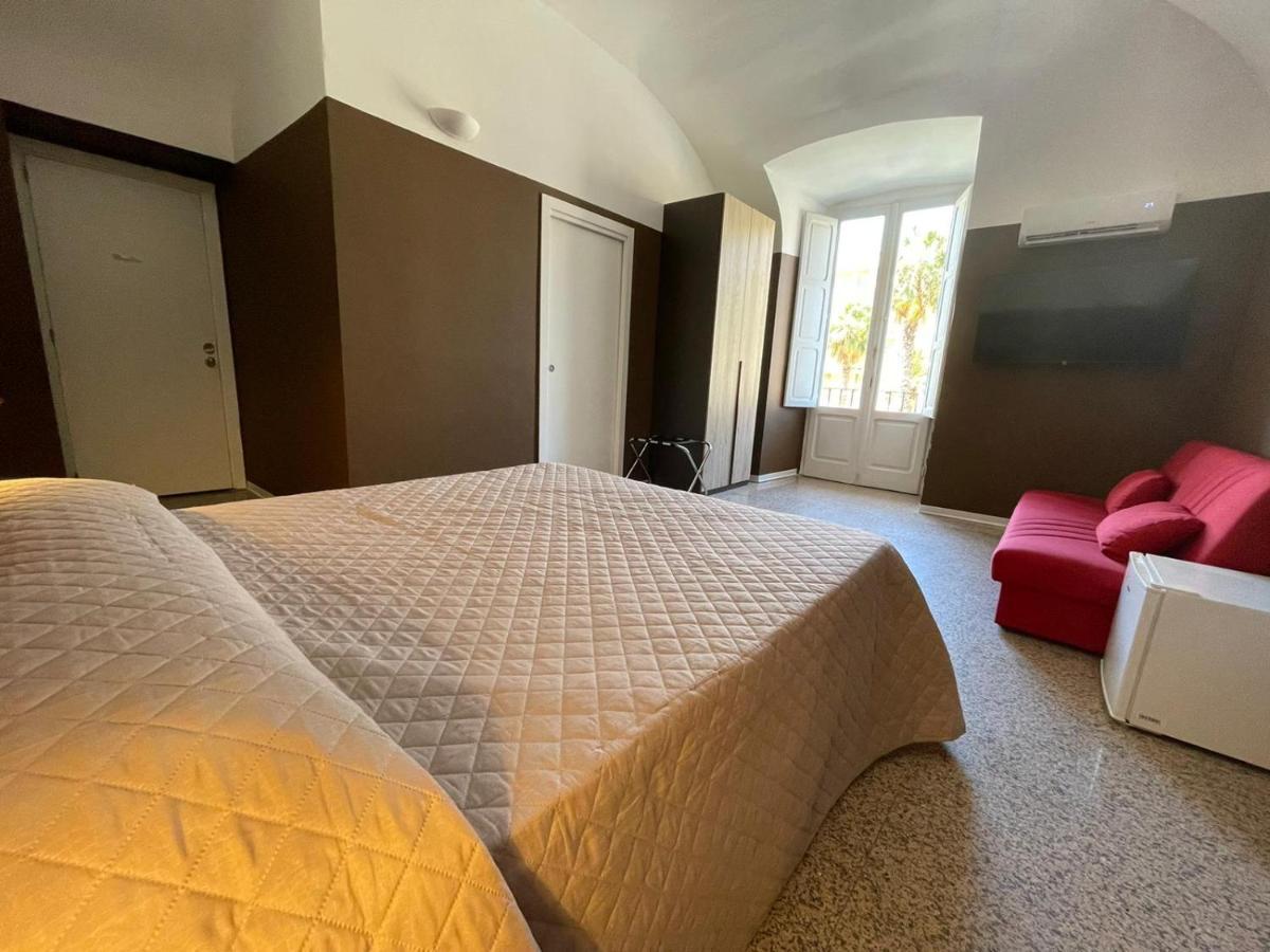 Cconforthotels R&b * Bari