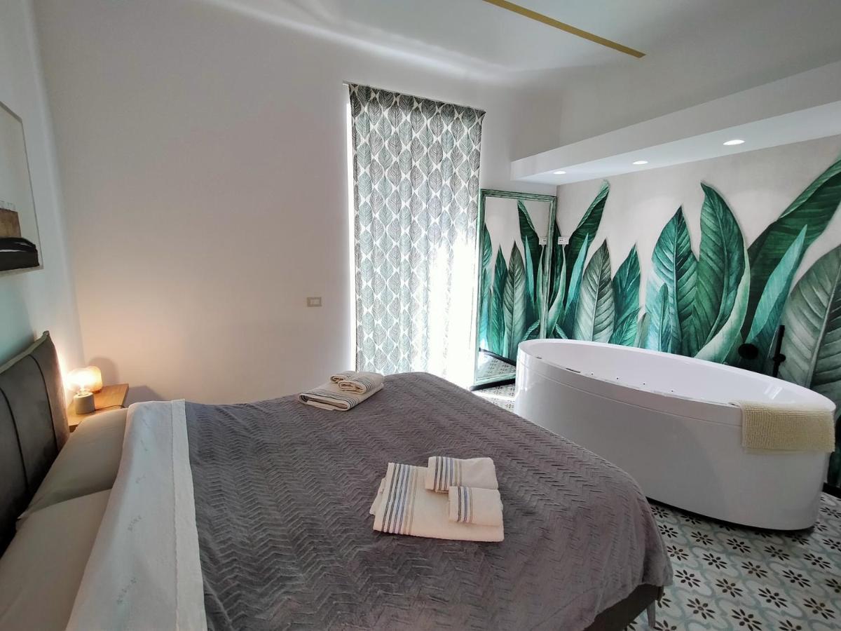 Sonnino Jacuzzi * Bari