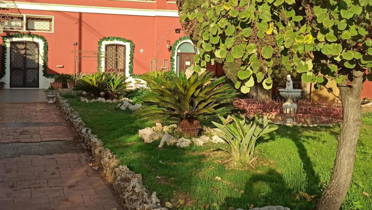Casa de hóspedes Simpson - Aeroporto Di - *