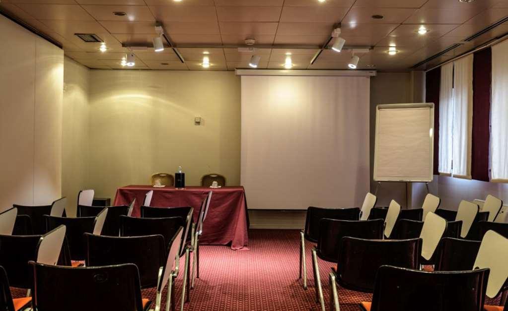Hotel Moevenpick Hotel Bari