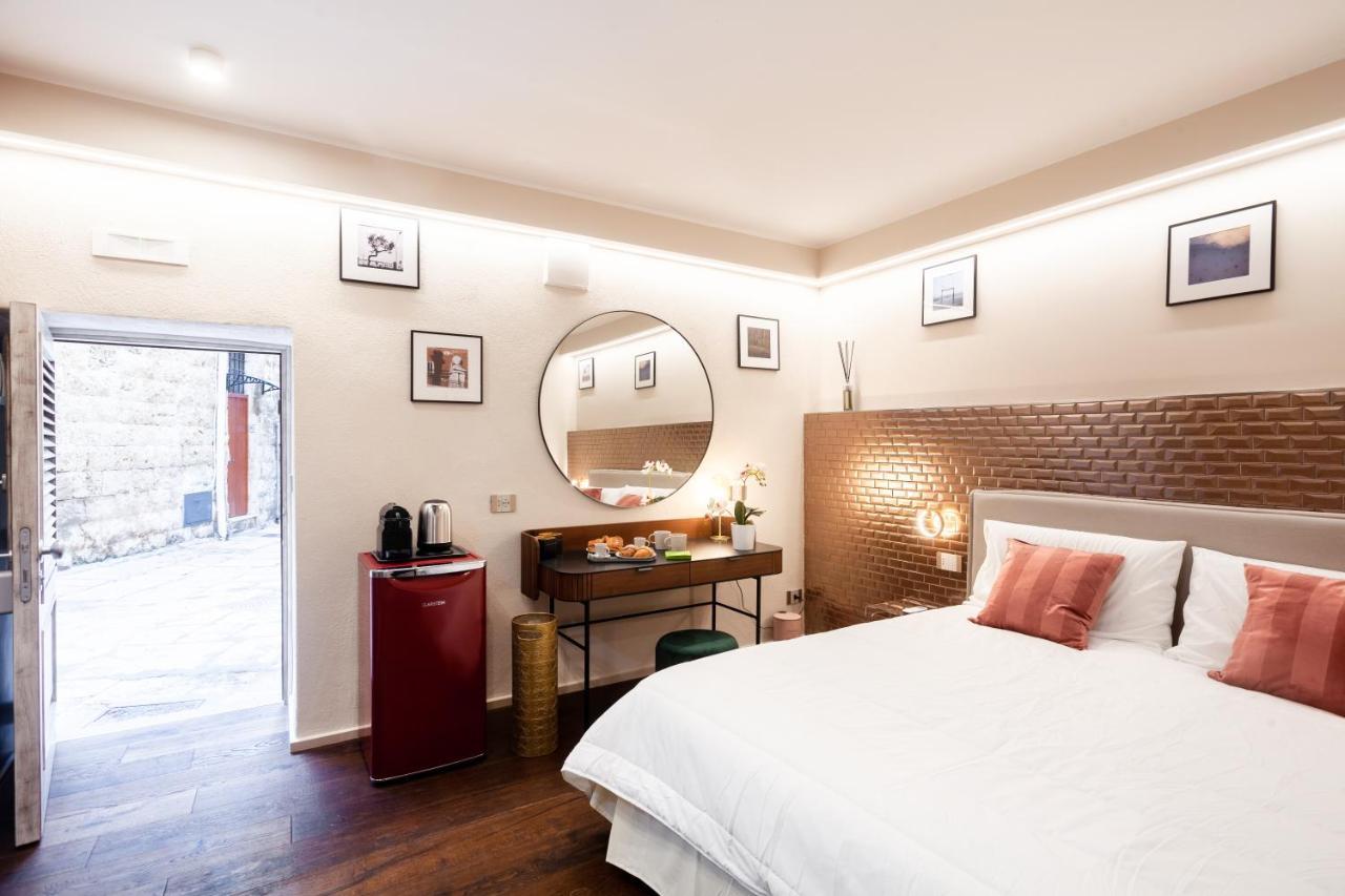 Tre36 - Smart & Design In The Old Center Apartment
