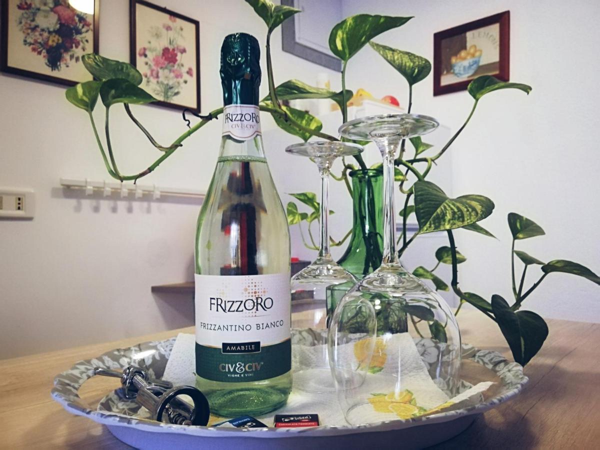 Palazzo Manfredi 37 * Bari