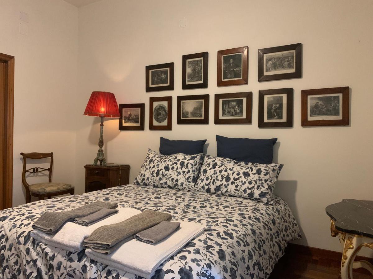 La Casa Di Emanuella - & International *