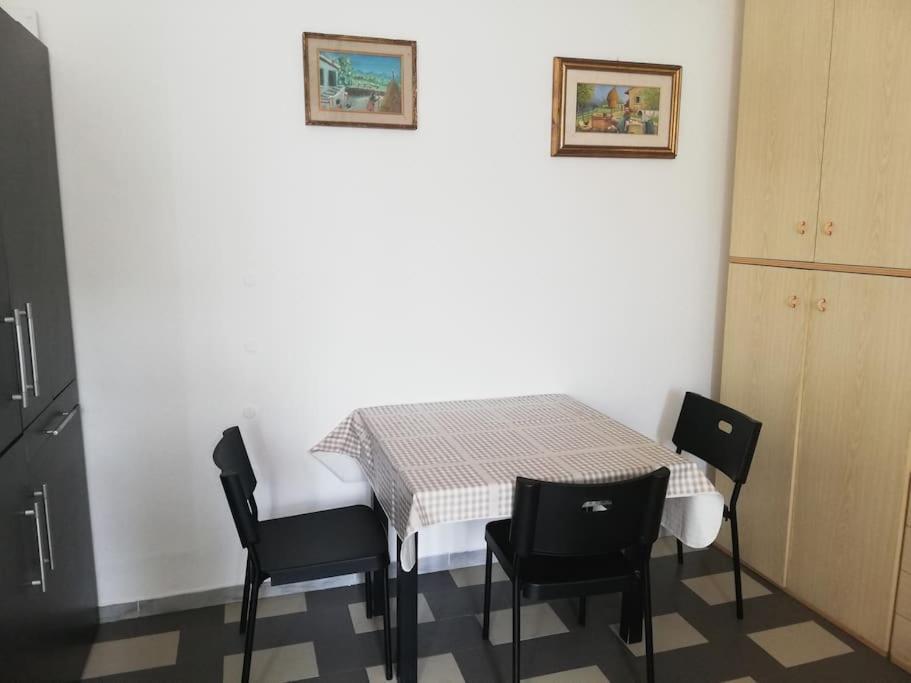 La Casa Di Periferia Apartment