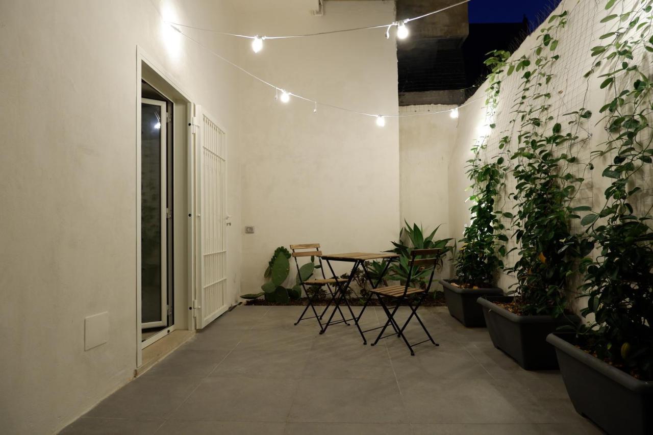 Central Patio Apartman Bari