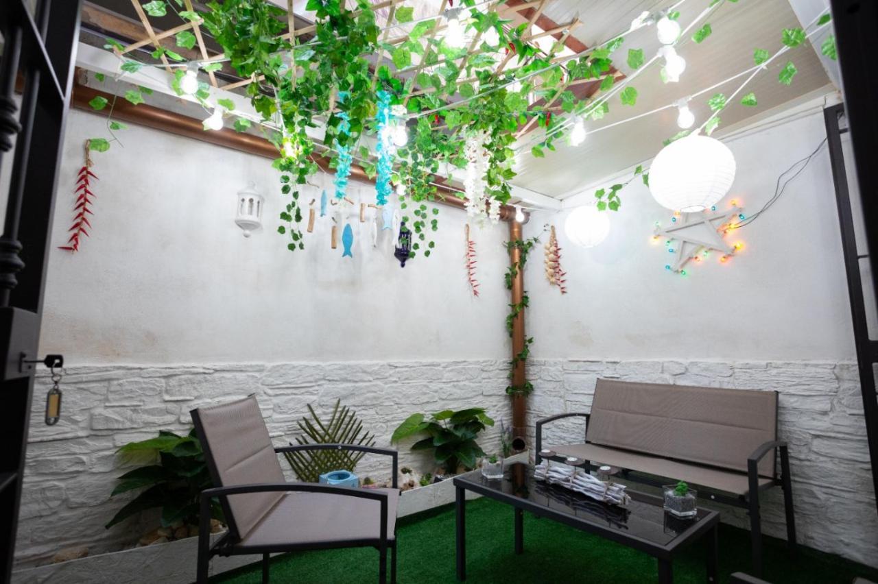Angel House Apartment *