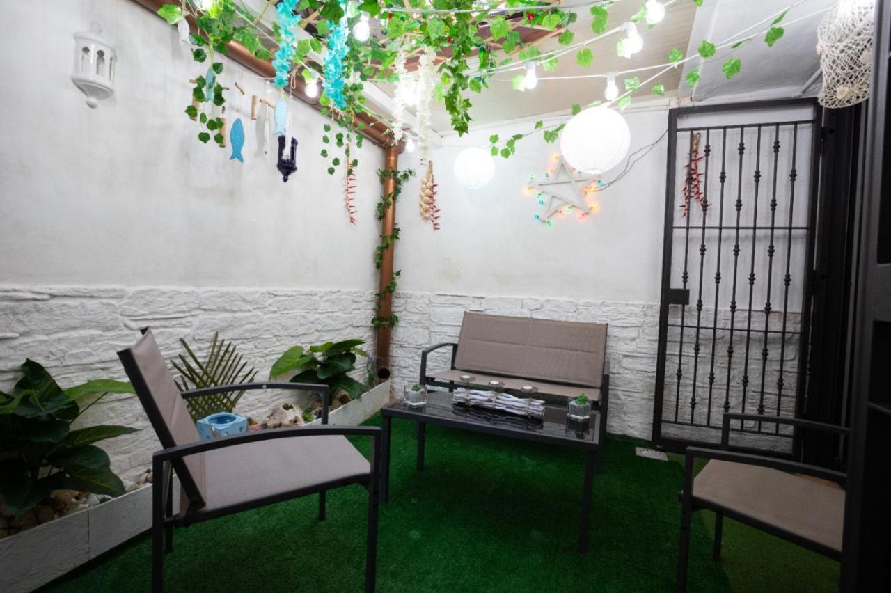 Angel House * Bari