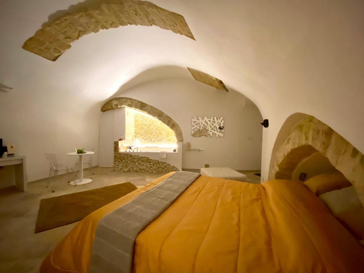 Number 12 Bed & Breakfast *