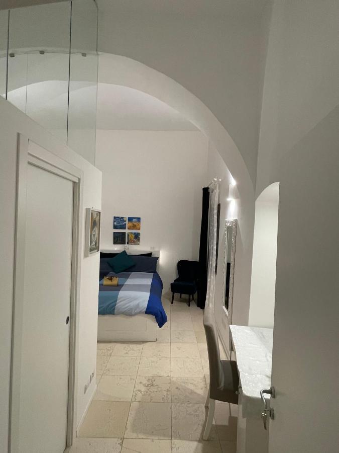 Arco Di Levante Bari
