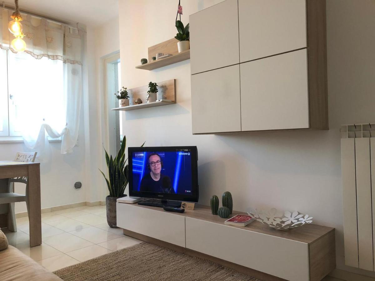 Apartment 999