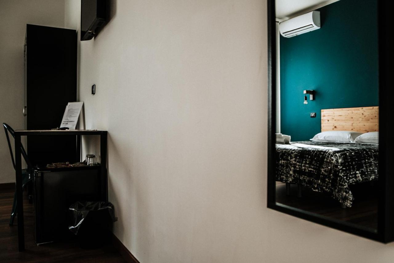 Bed & Breakfast Travel Station