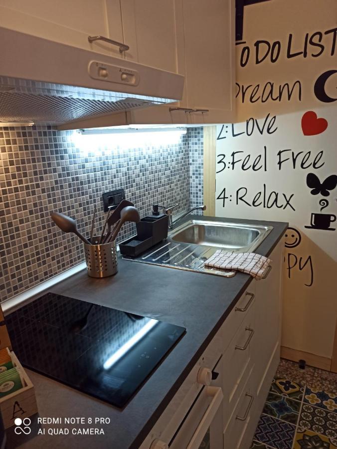 Apartament Con Cortile A 30 Mt. Dal Mare