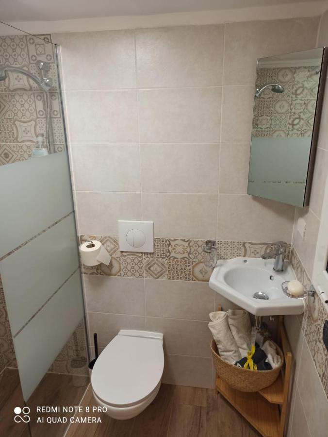 Appartamento Con Cortile A 30 Mt. Dal Mare