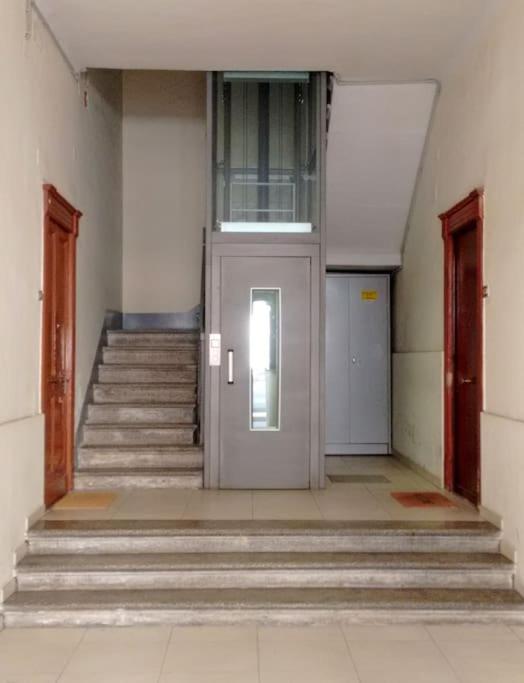 Welcome To Apartment *