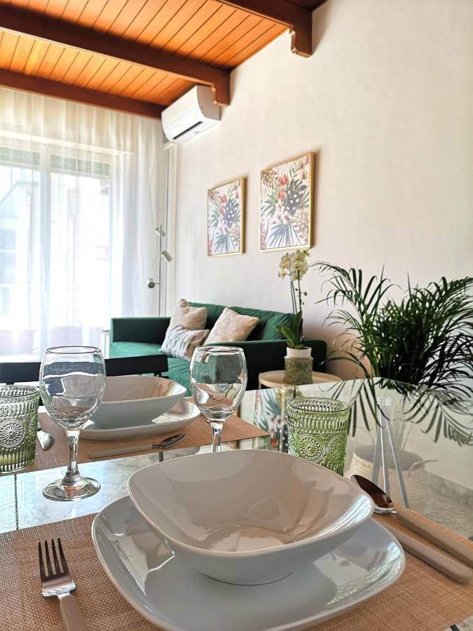 So Fine - Apulian Flats *