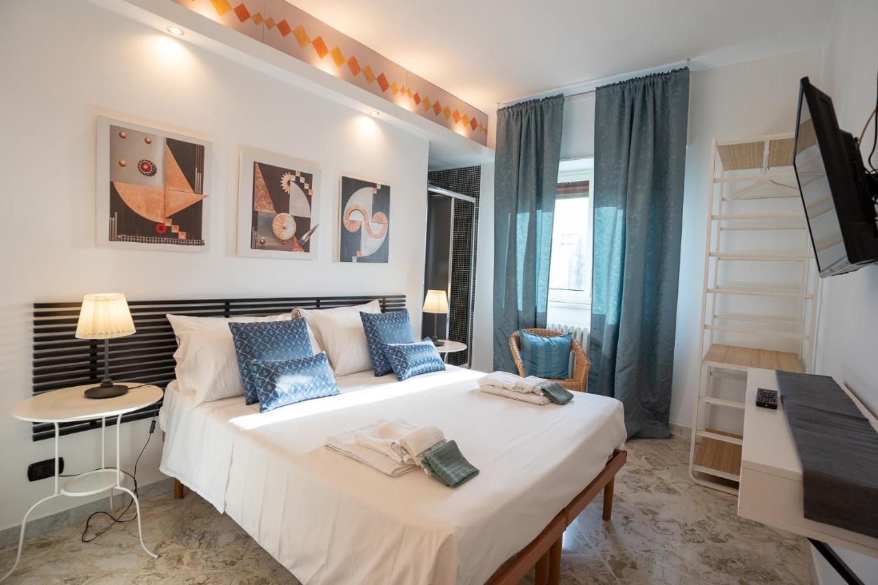 Guest house Cavour Centro _ Brand Life _ Bari