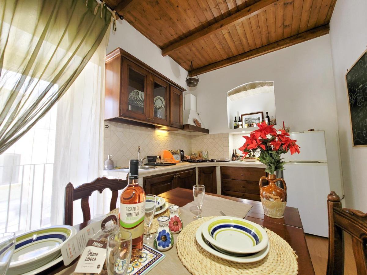 Tatiana - Historic House #domusitaliane * Bari