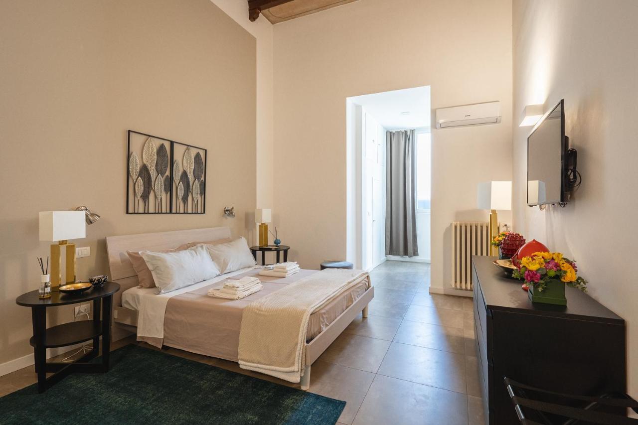 Pensjonat Fourooms - Sparano Bari