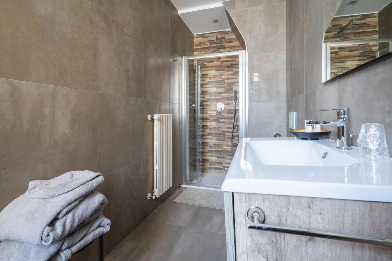 Pensjonat Fourooms - Sparano Bari