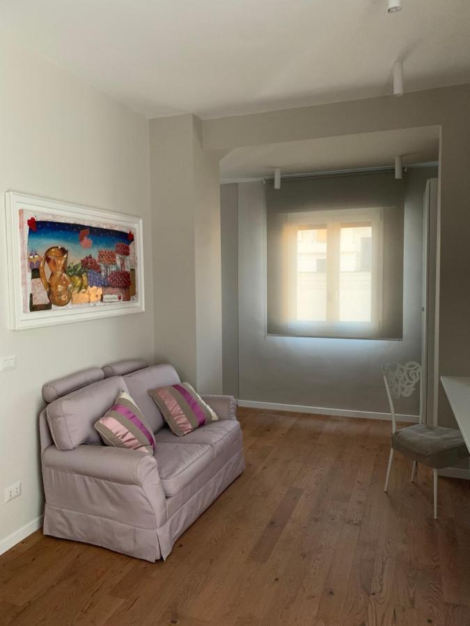 Apartment Sweet De Rossi