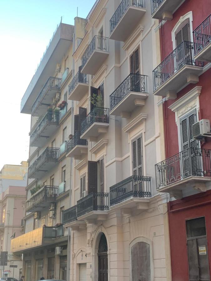 Apartment Ground Floor Center 85 *