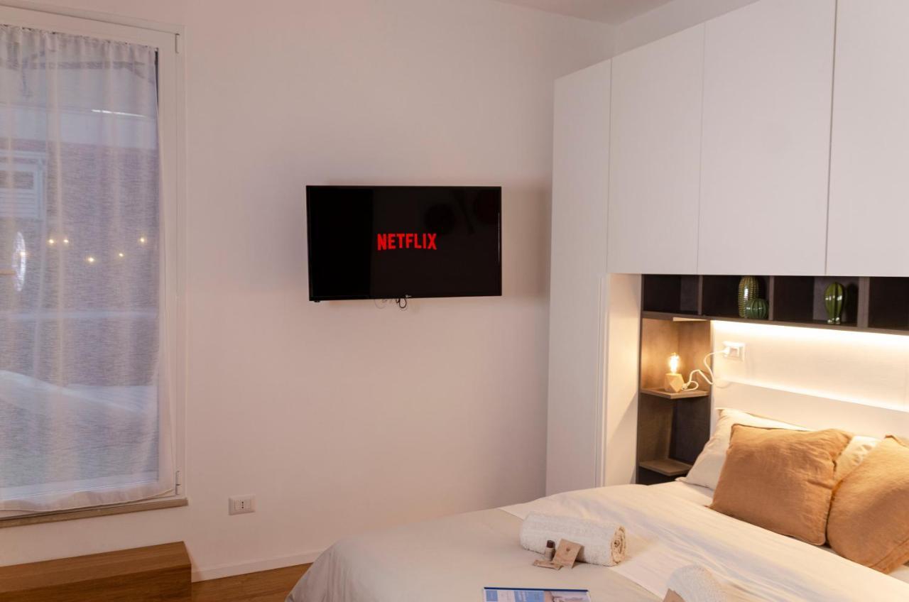 Apulialux Penthouse & Garden Con Spa In Centro Apartment