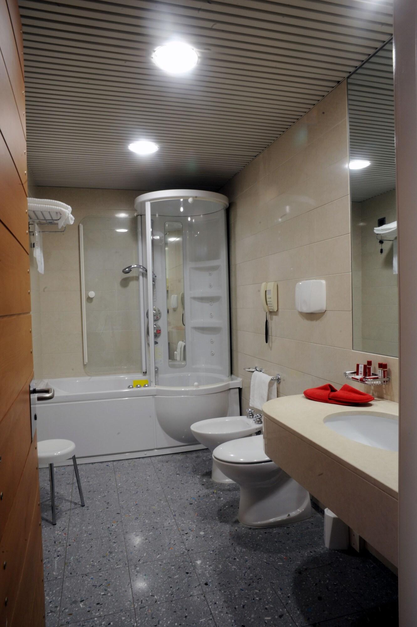 Grand Leon D'oro Hotel 4*