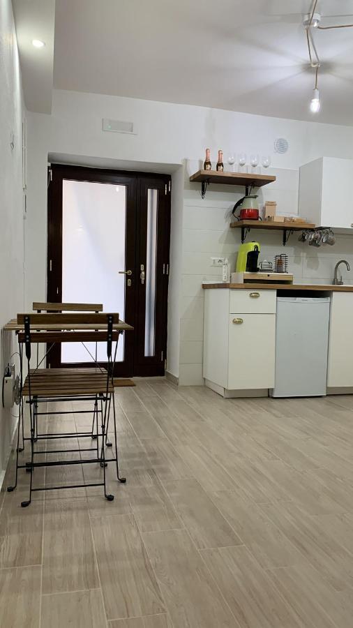 La Pelliccia Apartment Bari