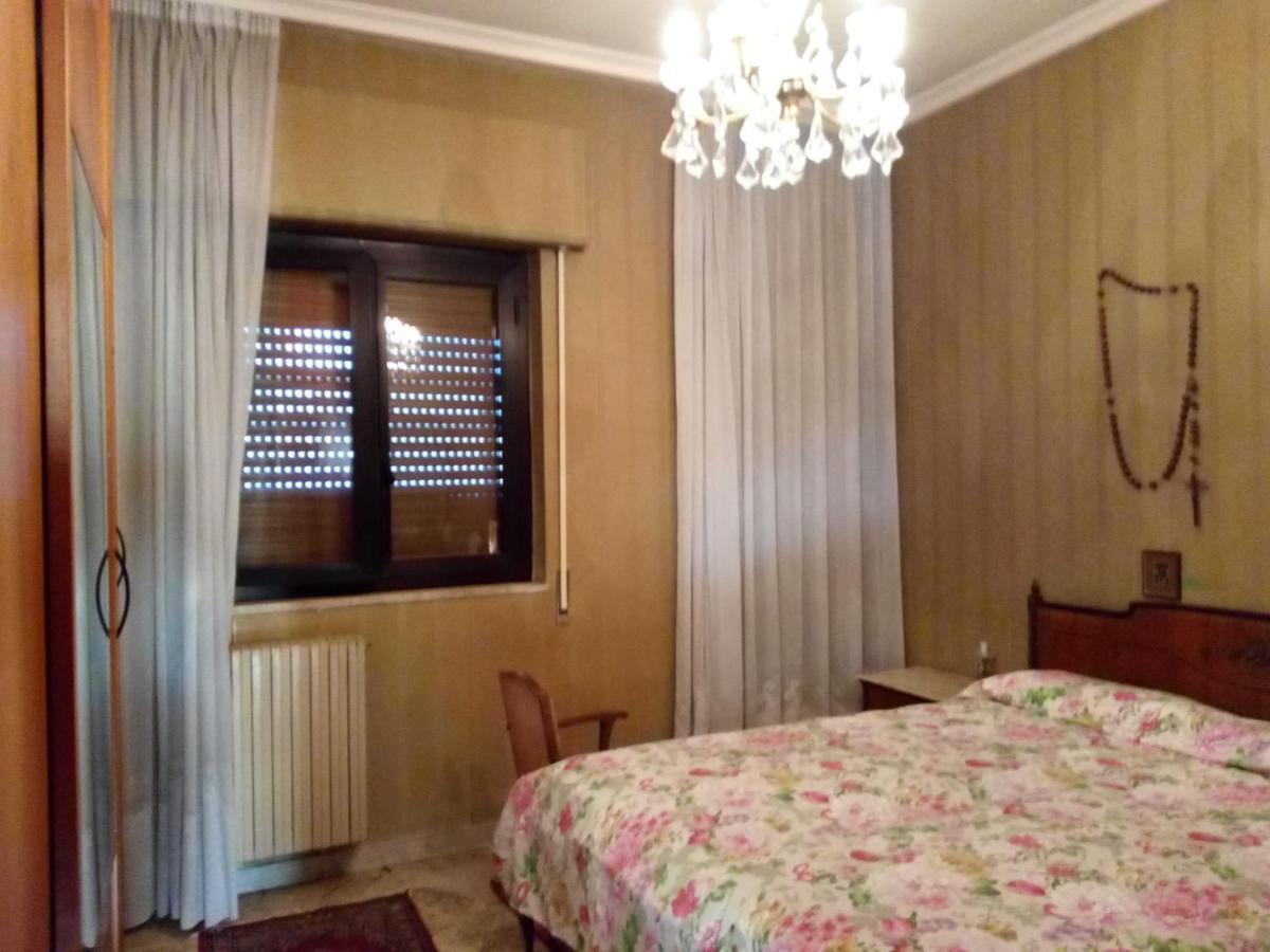 Un Po' Datato Ma Confortevole Căn hộ *