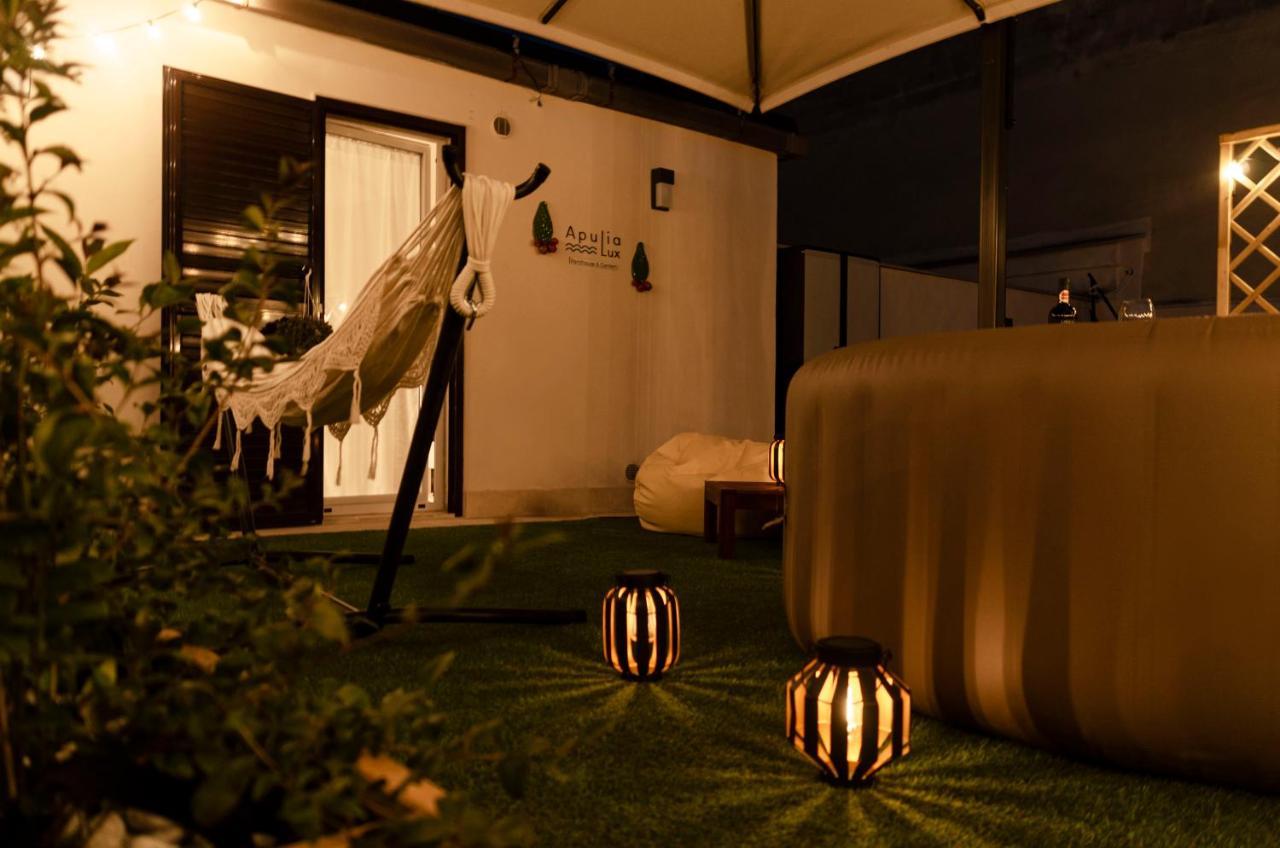 Apartment Apulialux Penthouse & Garden Con Spa In Centro *