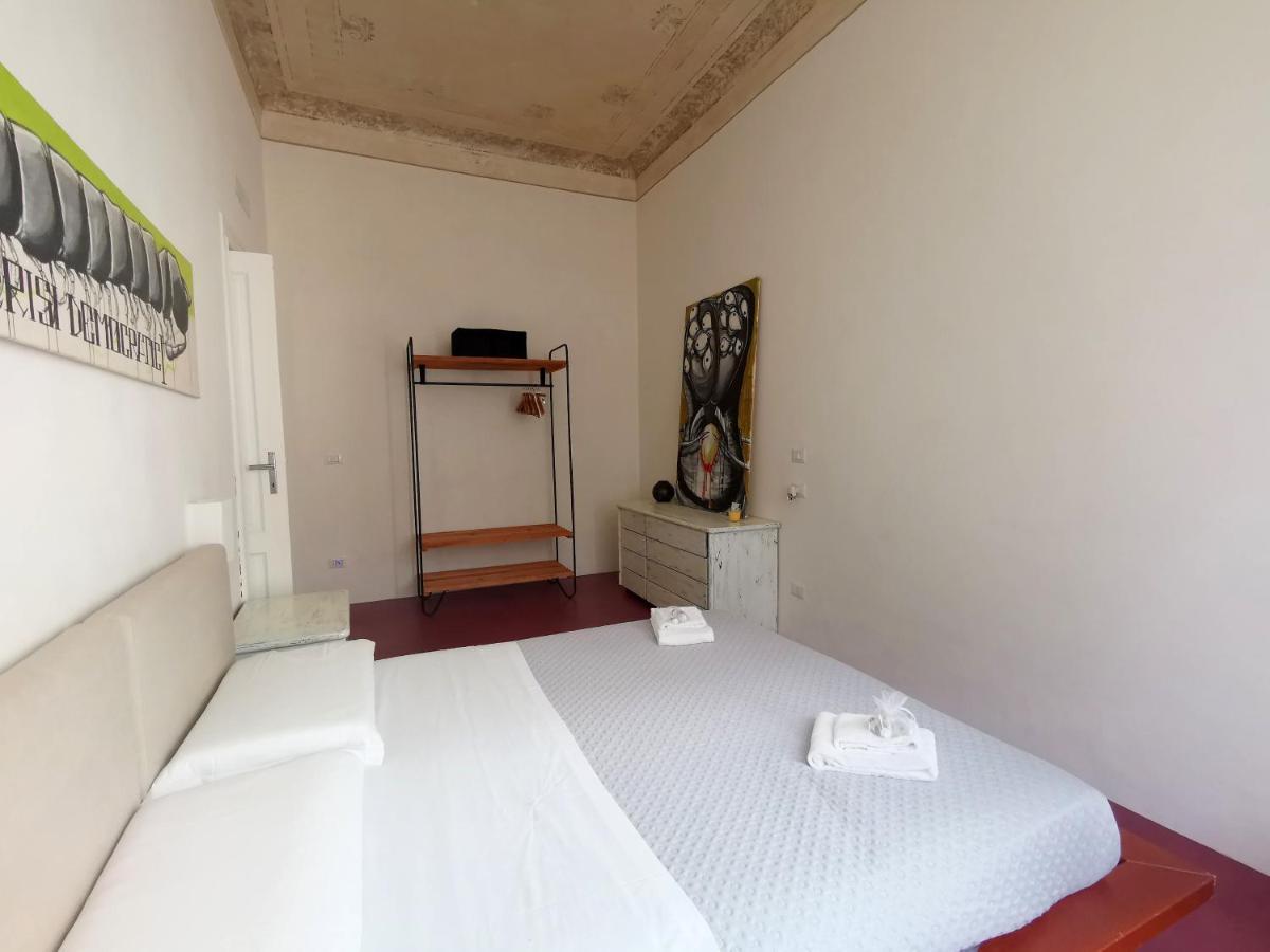 Casa Rossa Apartment *