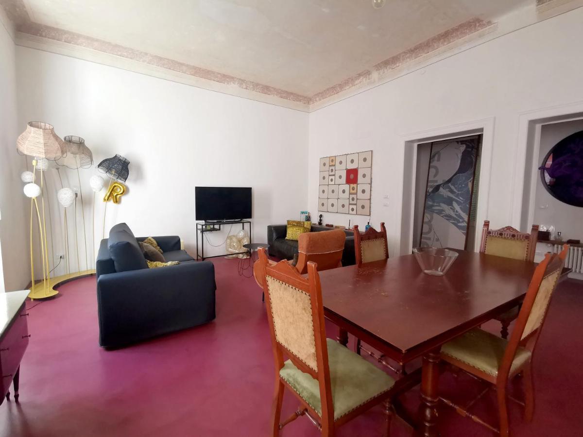 Casa Rossa *