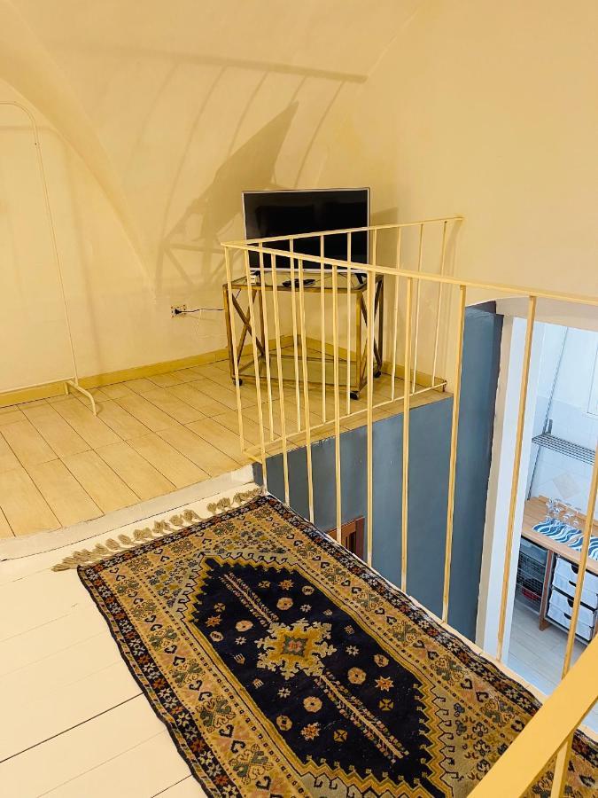 Ground Floor Center 85 Apartment