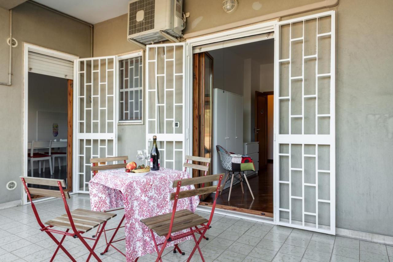 Roomy With Terrace & Parking Apartment Bari