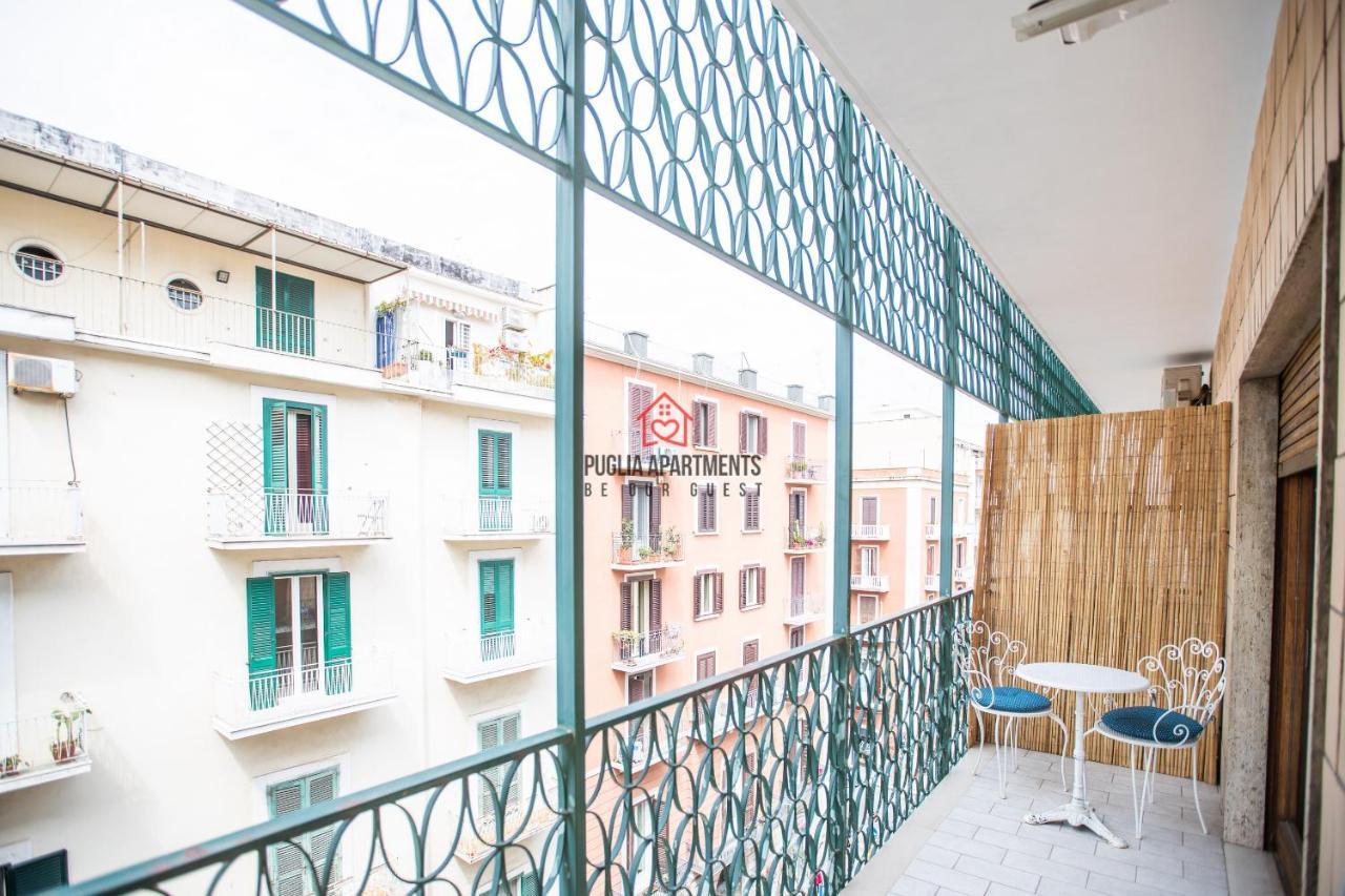 Golden And Silver House Center Near The Trains Apartamento Bari