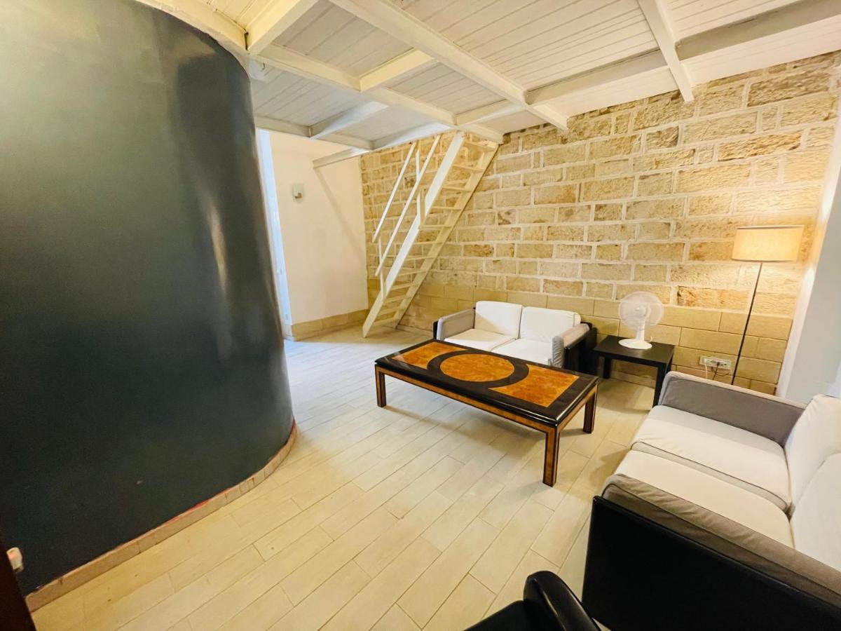 Apartment Ground Floor Center 85