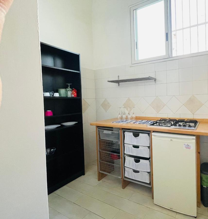 Ground Floor Center 85 Apartment *